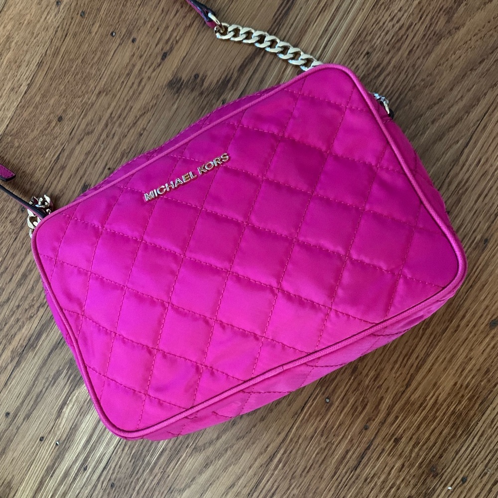 Michael Kors hot pink cross body purse